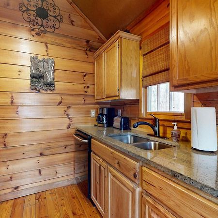 Pine Tree Lodge Sautee Nacoochee Екстер'єр фото