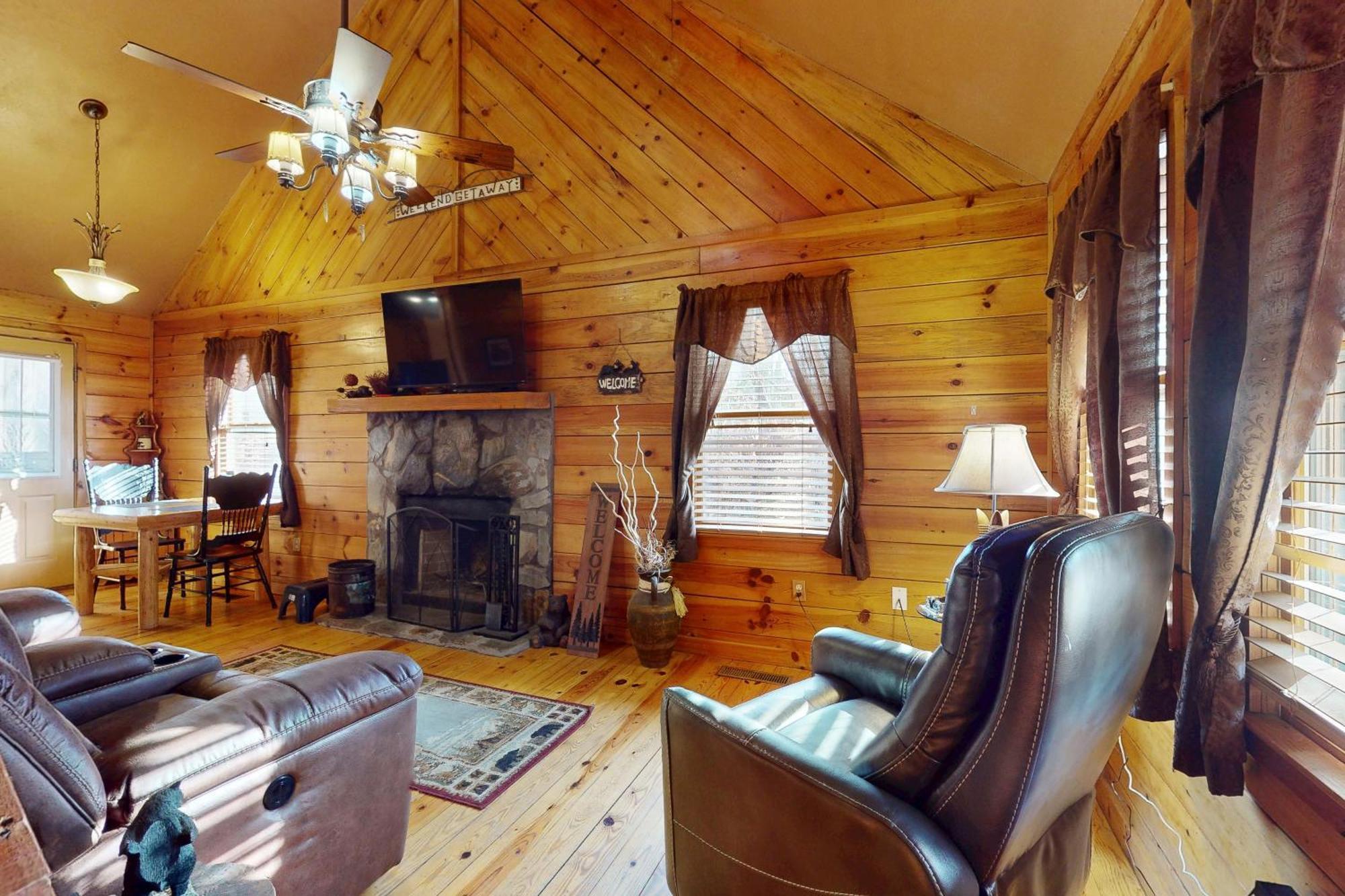 Pine Tree Lodge Sautee Nacoochee Екстер'єр фото